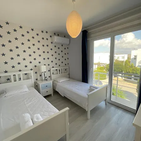 别墅 Luxury Poolside Villa, Caesar Beach, Bogaz, North Cyprus Boghaz